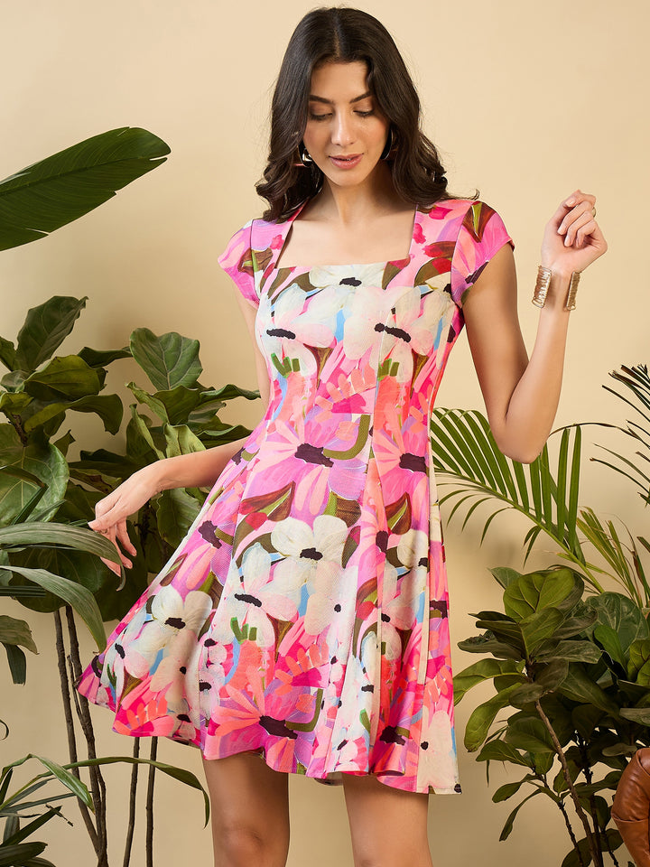 Short Flare Skater Dress with cut-out back in Mauve Floral Print S / Multi / Poly Knit