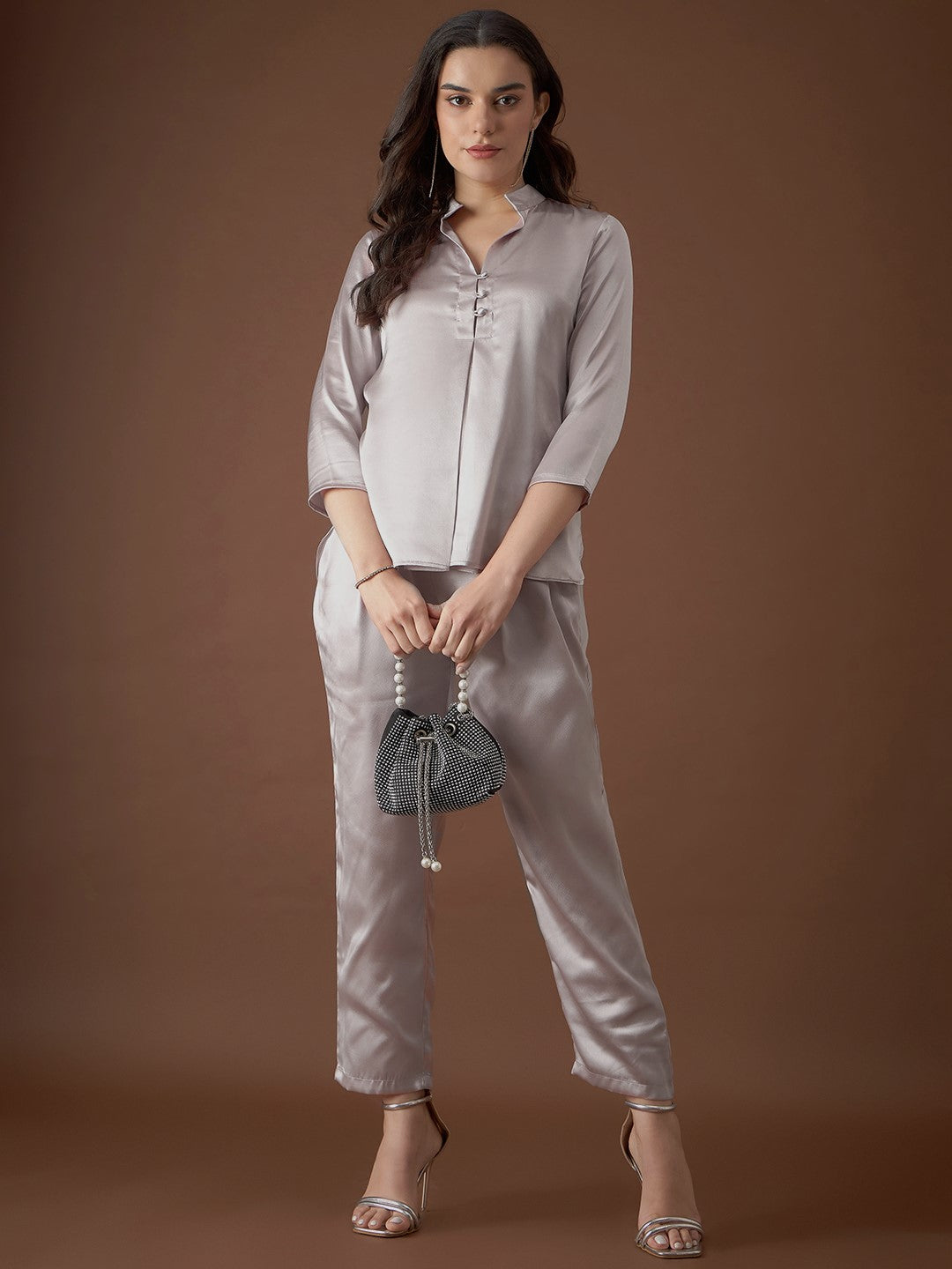 Box Pleat Shirt with pants in Silver Color