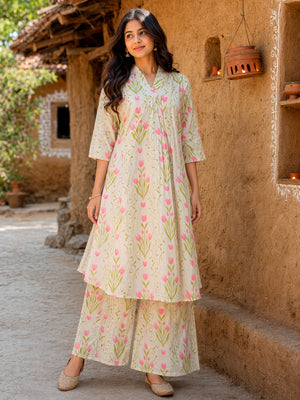 Flared Kurta with Palazzo in all over floral print