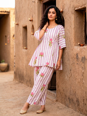Flared short Kurta with Salwar in stripes with wild flowers