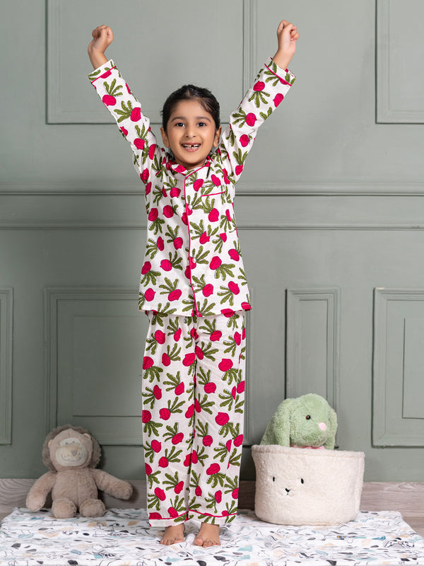 Kids Unisex Nightsuit Pyajamas & Shirt in Pink fruit  Print
