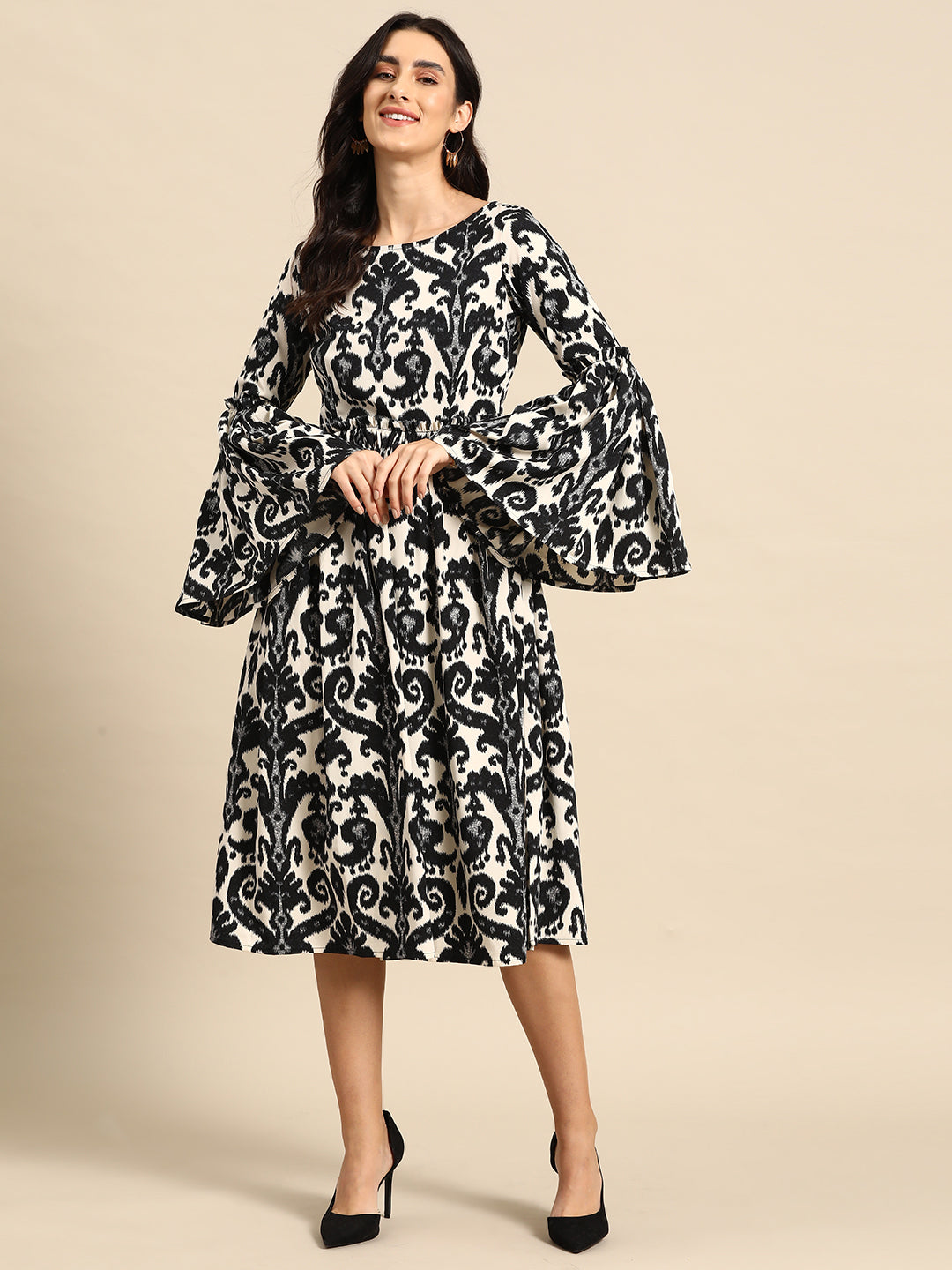 Midi Dress with bell sleeve