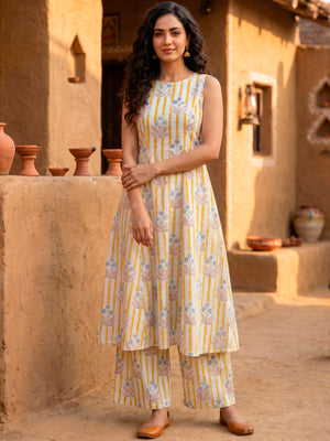 Flared sleeveless kurta with Palazzo in stripes with floral block print