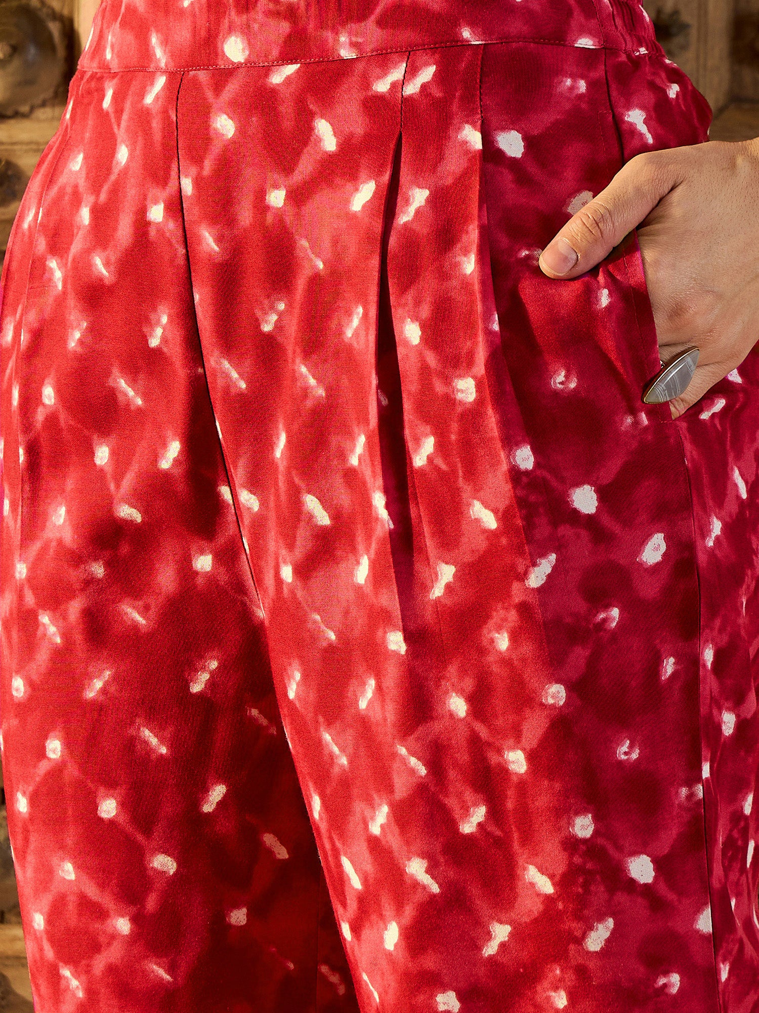 One button front open Top with Pants in Maroon Tie & Dye