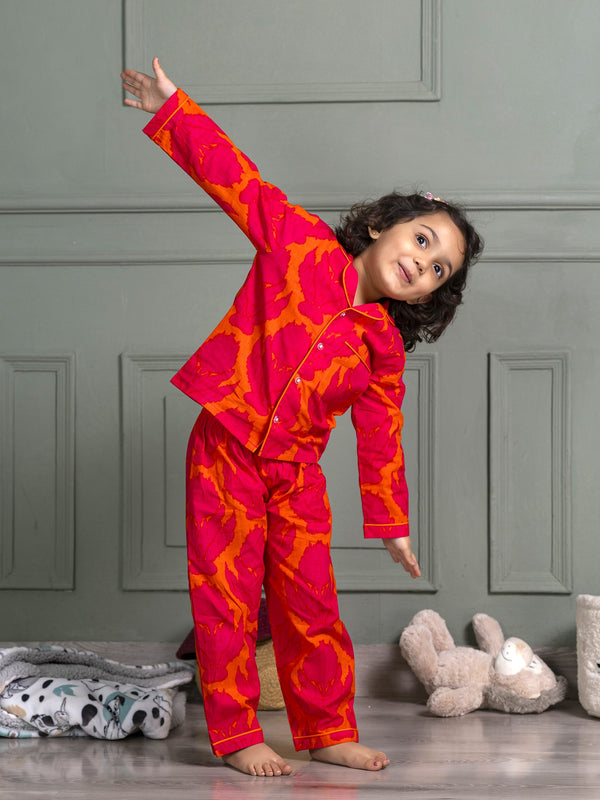 Kids Unisex Nightsuit Pyajamas & Shirt in P ink & Orange Buti  Print