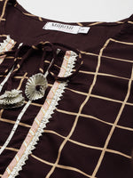 Kurta Pyajama with gota work in Brown Checks Print