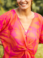 Load image into Gallery viewer, Front twist sheer Long top
