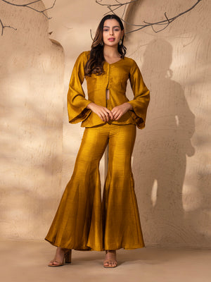Peplum top with Kalidar Pants in Gold Silk