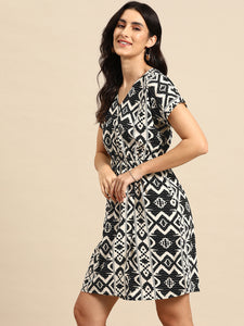 Overlap printed kimono sleeve short dress