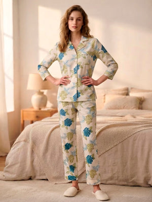 shirt pyjama Nightsuit set in Blue small flower with leaves print