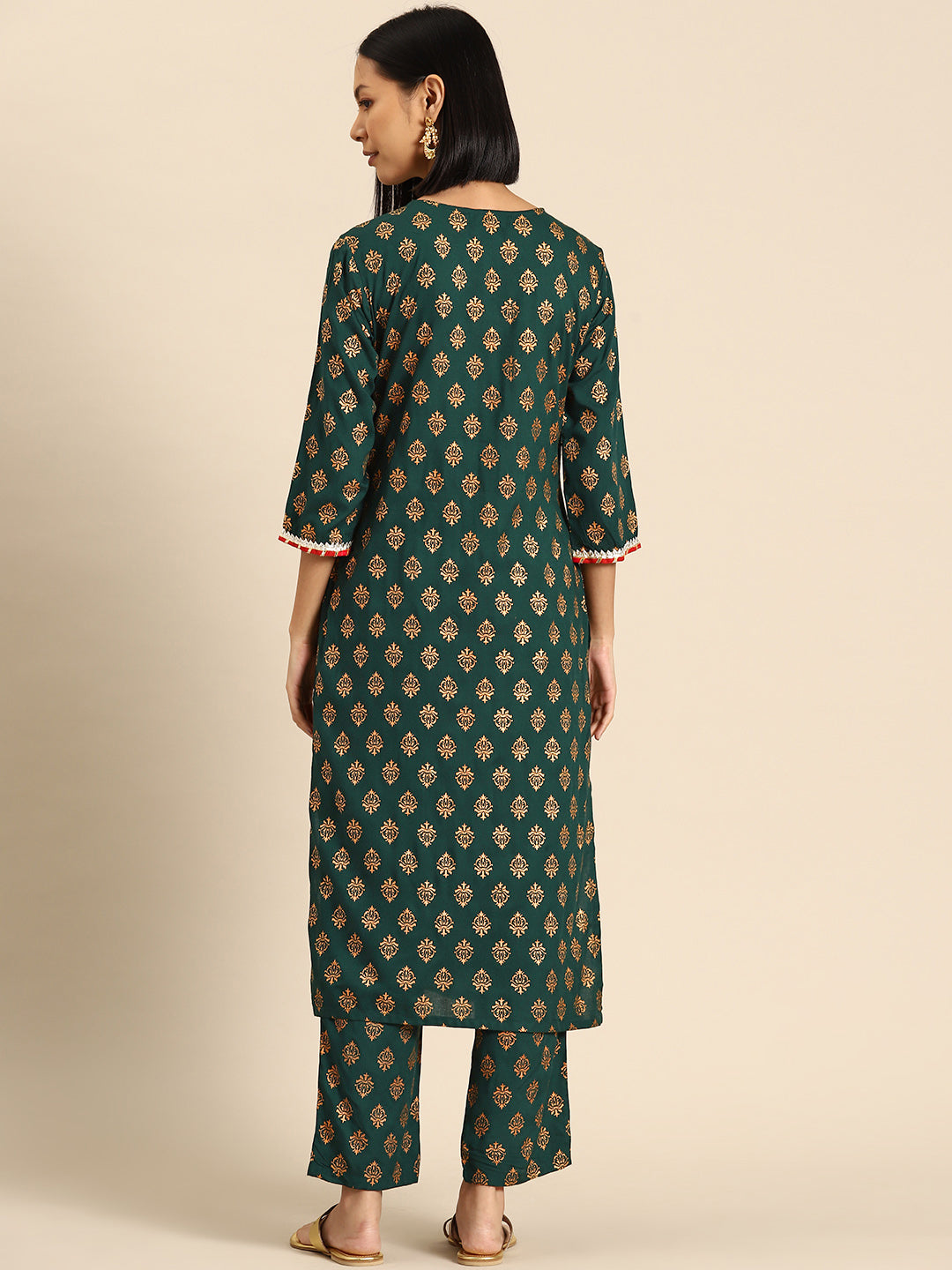Kurta Pyajama with gota work in Bottle Green Print