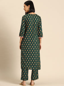 Kurta Pyajama with gota work in Bottle Green Print