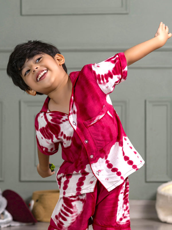 Kids Unisex Nightsuit Shorts & Shirt in Maroon Tie & Dye  Print