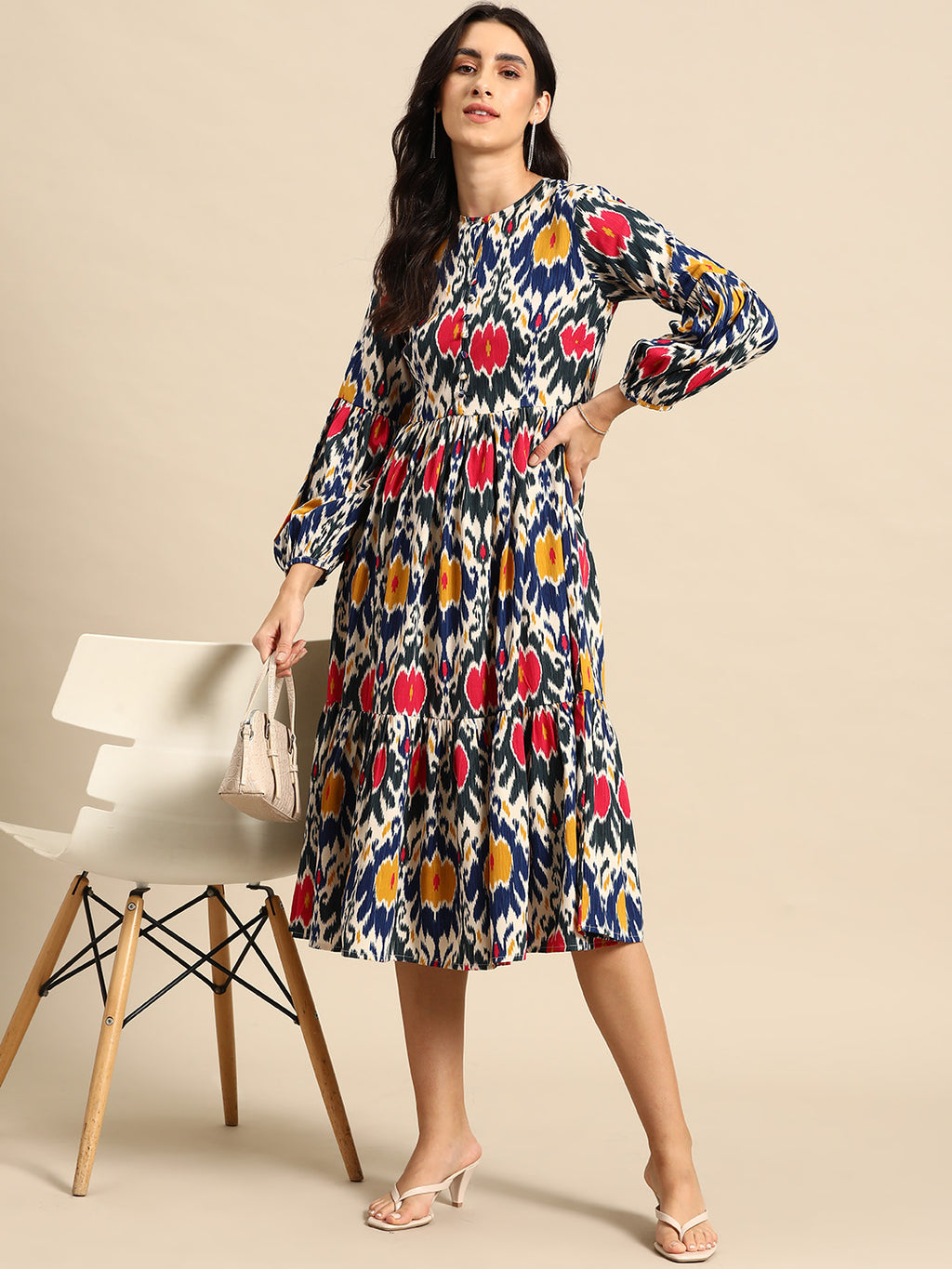 Midi Layered dress with balloon sleeve