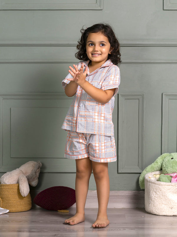 Kids Unisex Nightsuit Shorts & Shirt in Peach checks  Print
