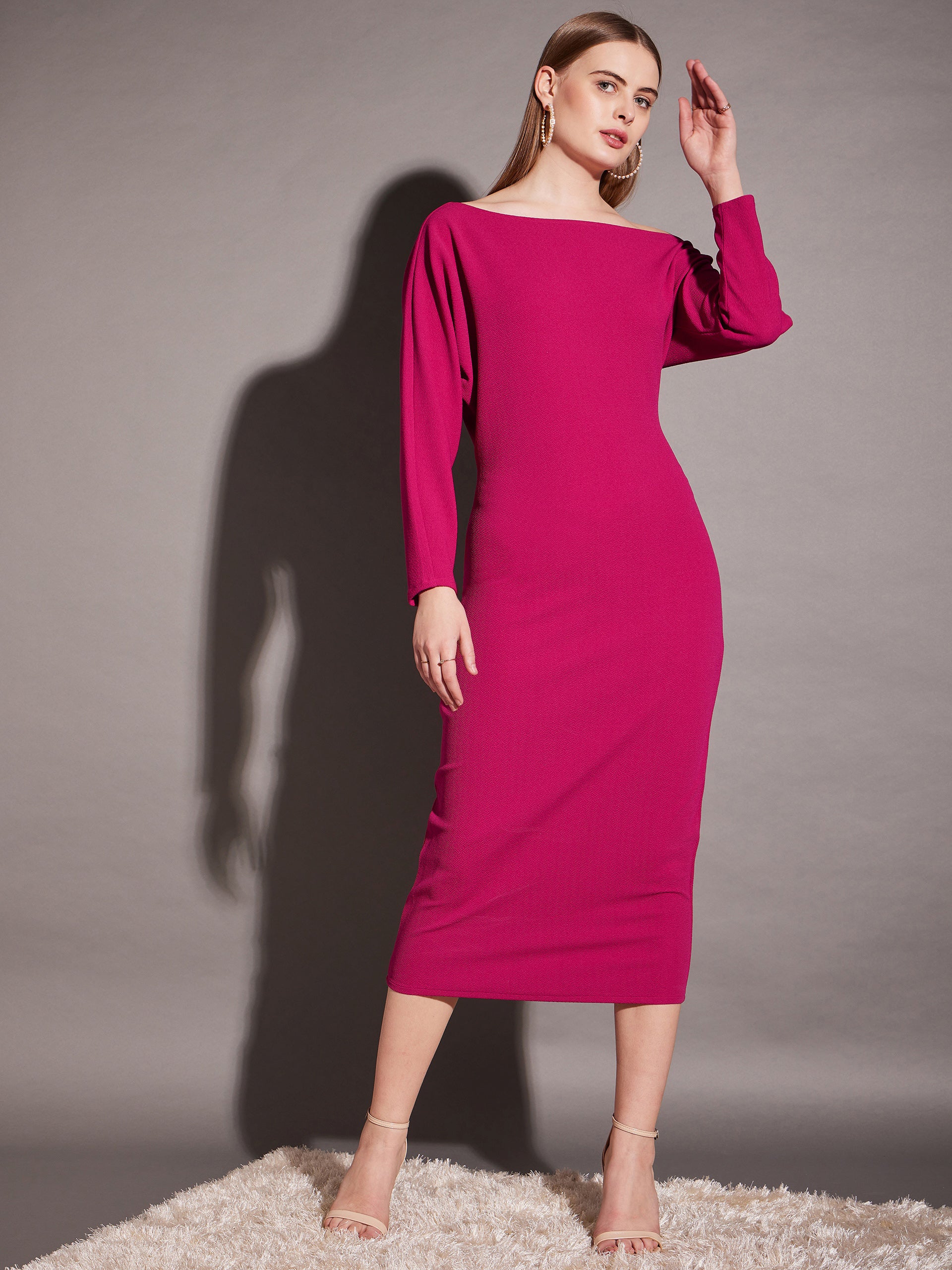 Drop shoulder fitted midi dress