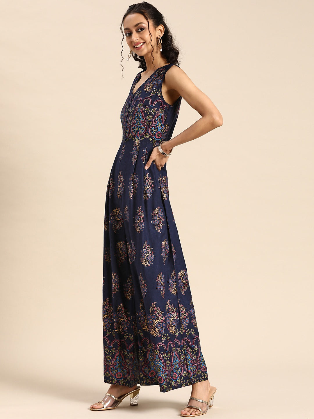 V neck pleated jumpsuit