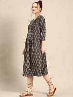 Load image into Gallery viewer, front tucks with flare midi dress
