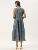 Load image into Gallery viewer, Box pleat dress with side pockets

