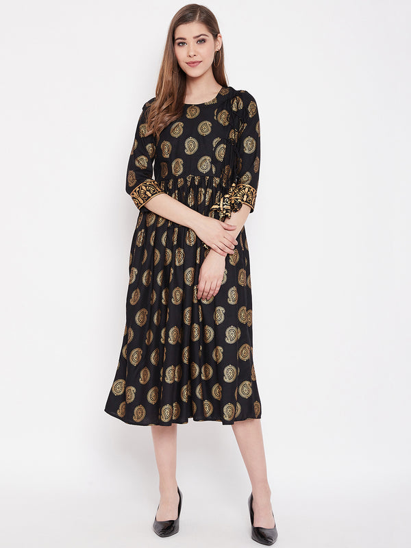 Top yoke Side tie midi dress in Black