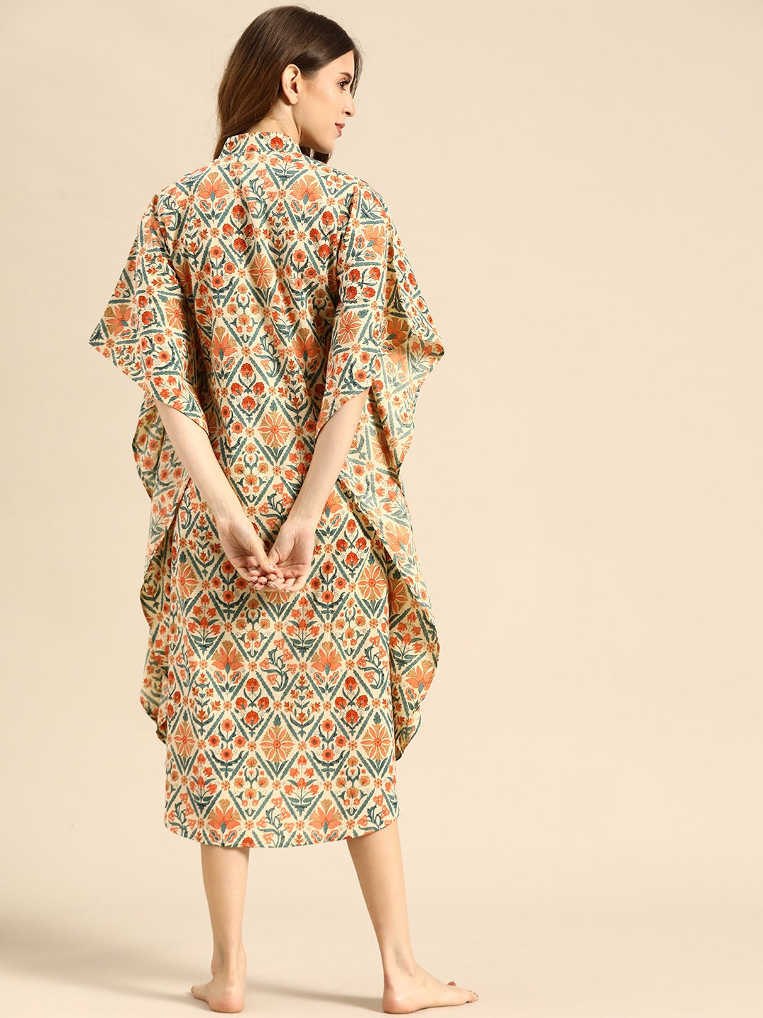 Kaftan with poackets