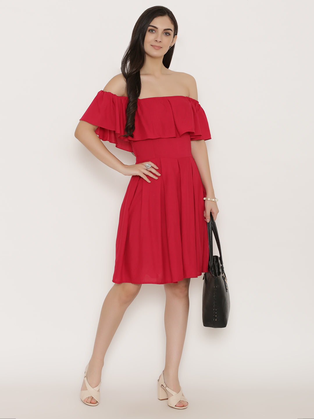 Off shoulder box pleat dress in Red