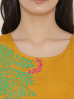 Load image into Gallery viewer, Backless box pleat Dress with Placement Block Print

