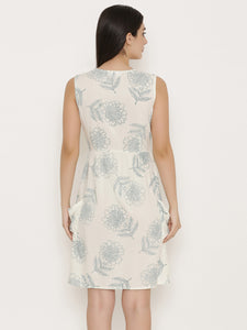 Printed dress with slouchy side pockets