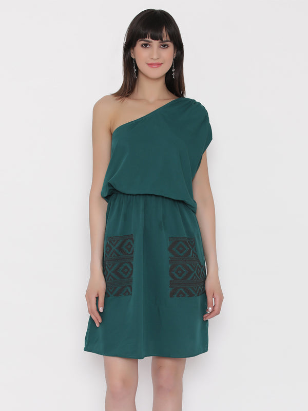 One shoulder Dress with blouson waist and patch pockets in Green