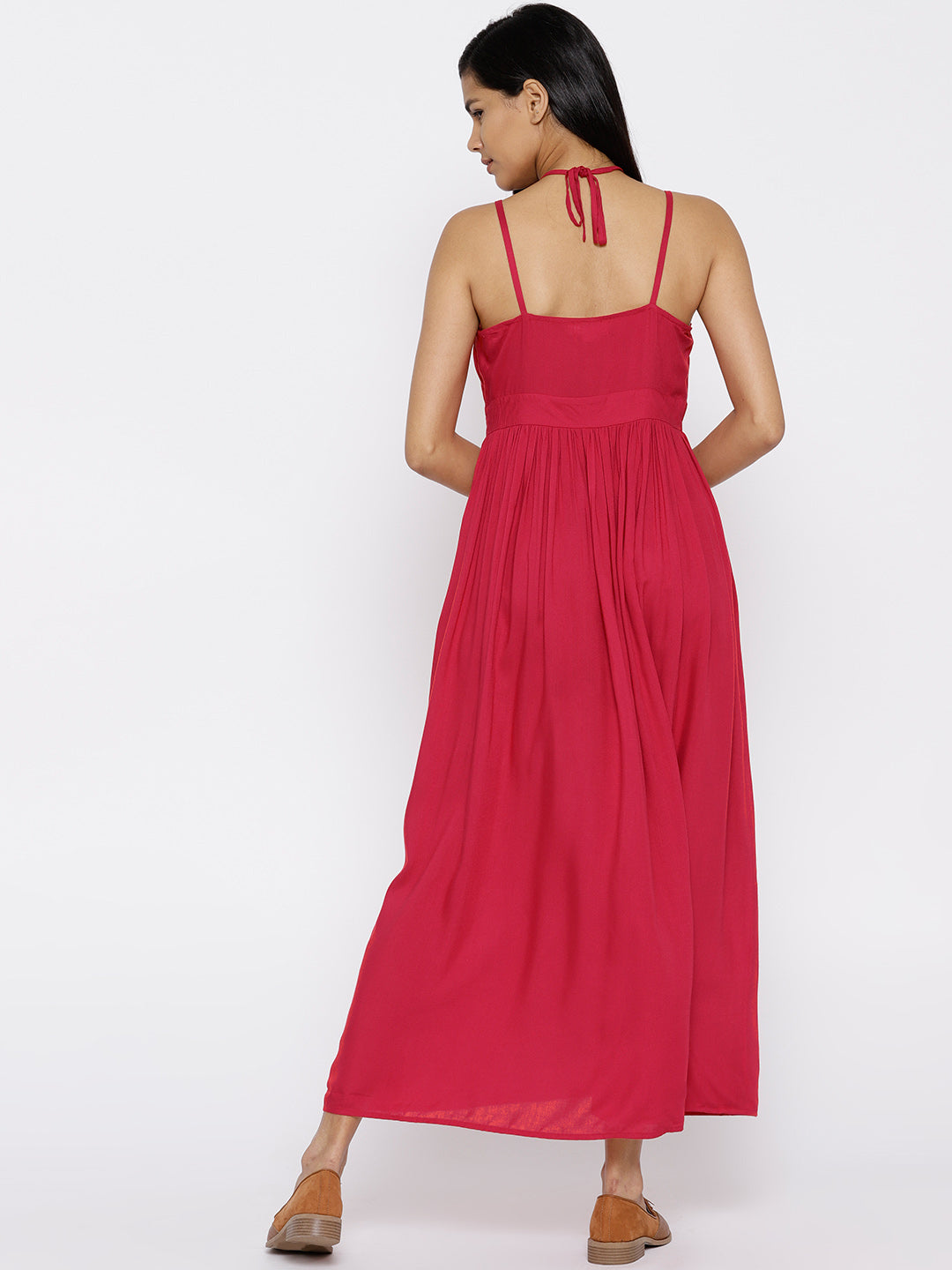 Long maxi dress with halter tie up
