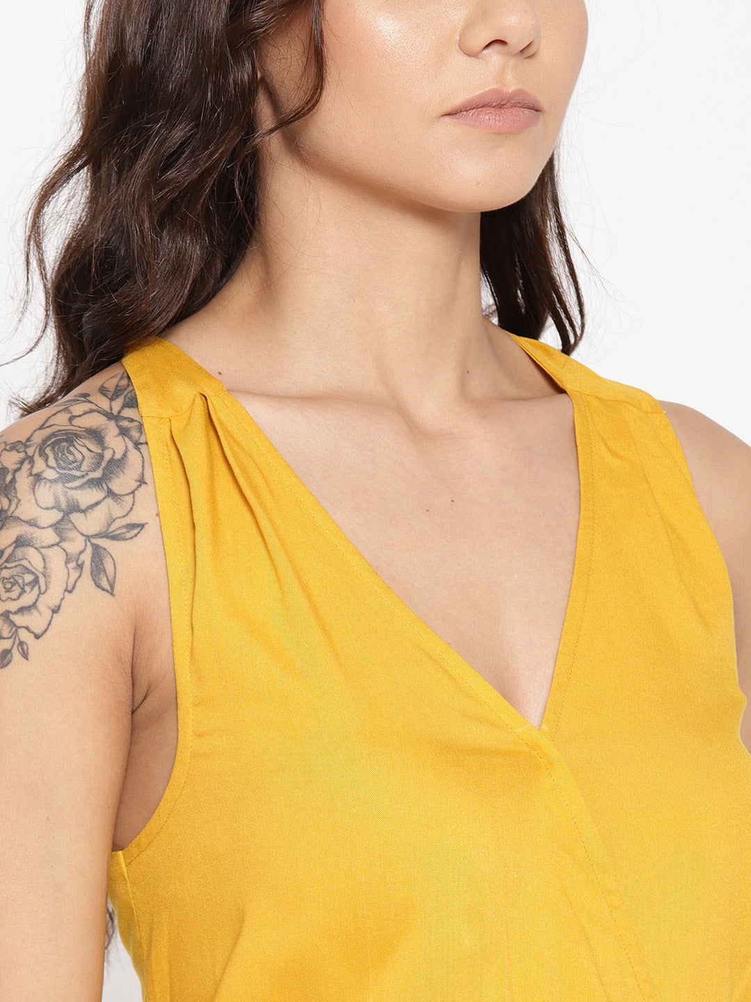 Back twist mini dress