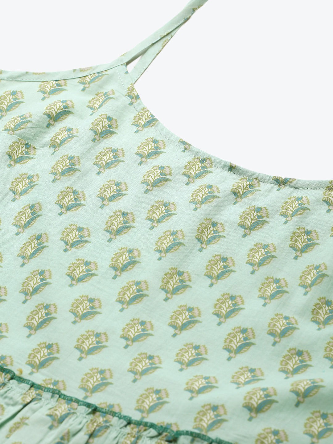 Frill Speghetti and Shorts Set