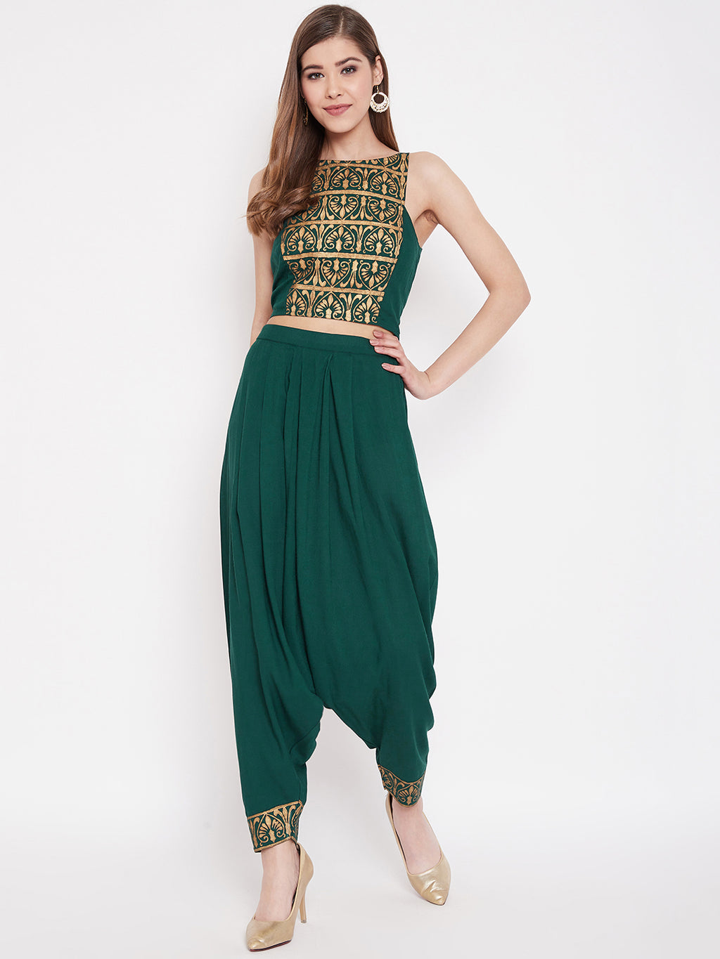 In cut crop top with low crotch dhoti