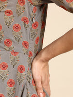 Load image into Gallery viewer, Front cowl mandarin collar Dress
