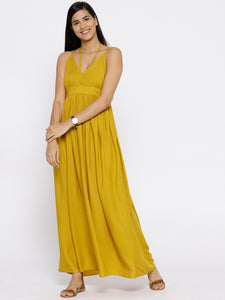 Long maxi dress with halter tie up