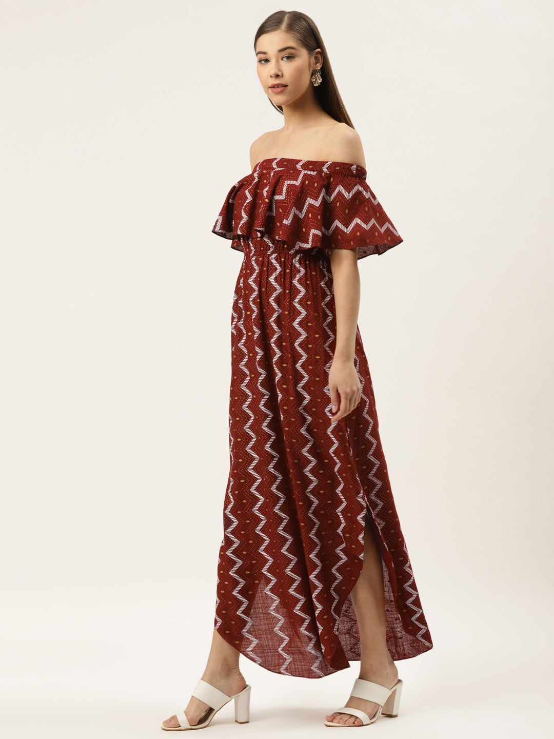 Off shoulder Flare yoke and U hem maxi dress