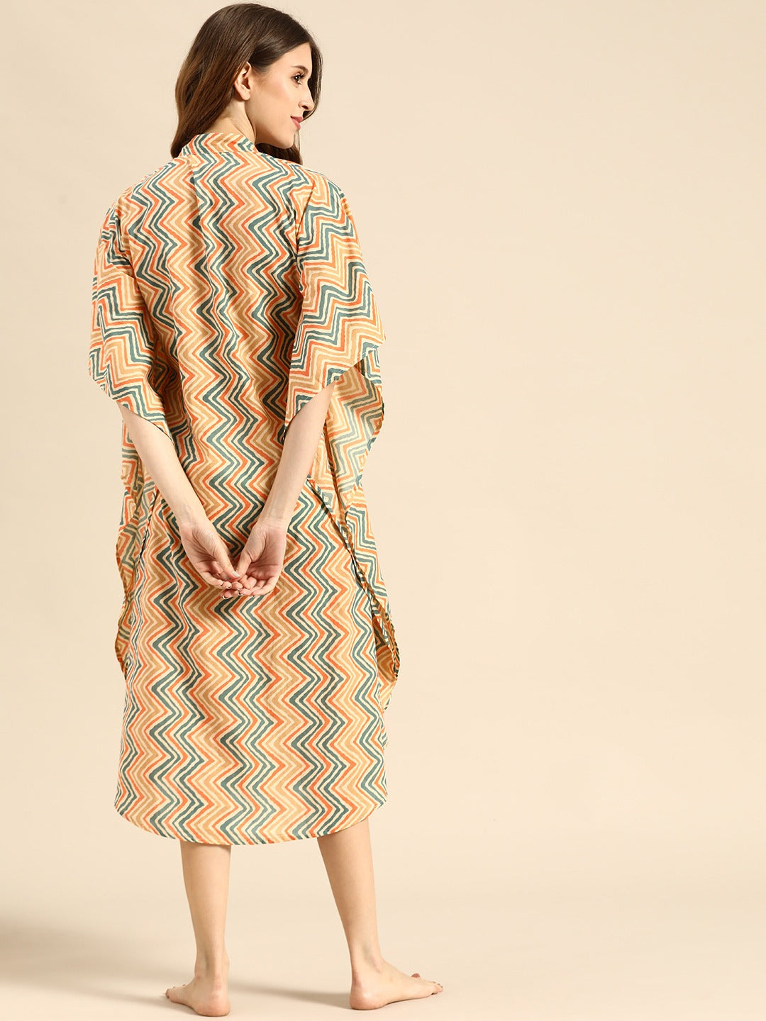 Kaftan with poackets