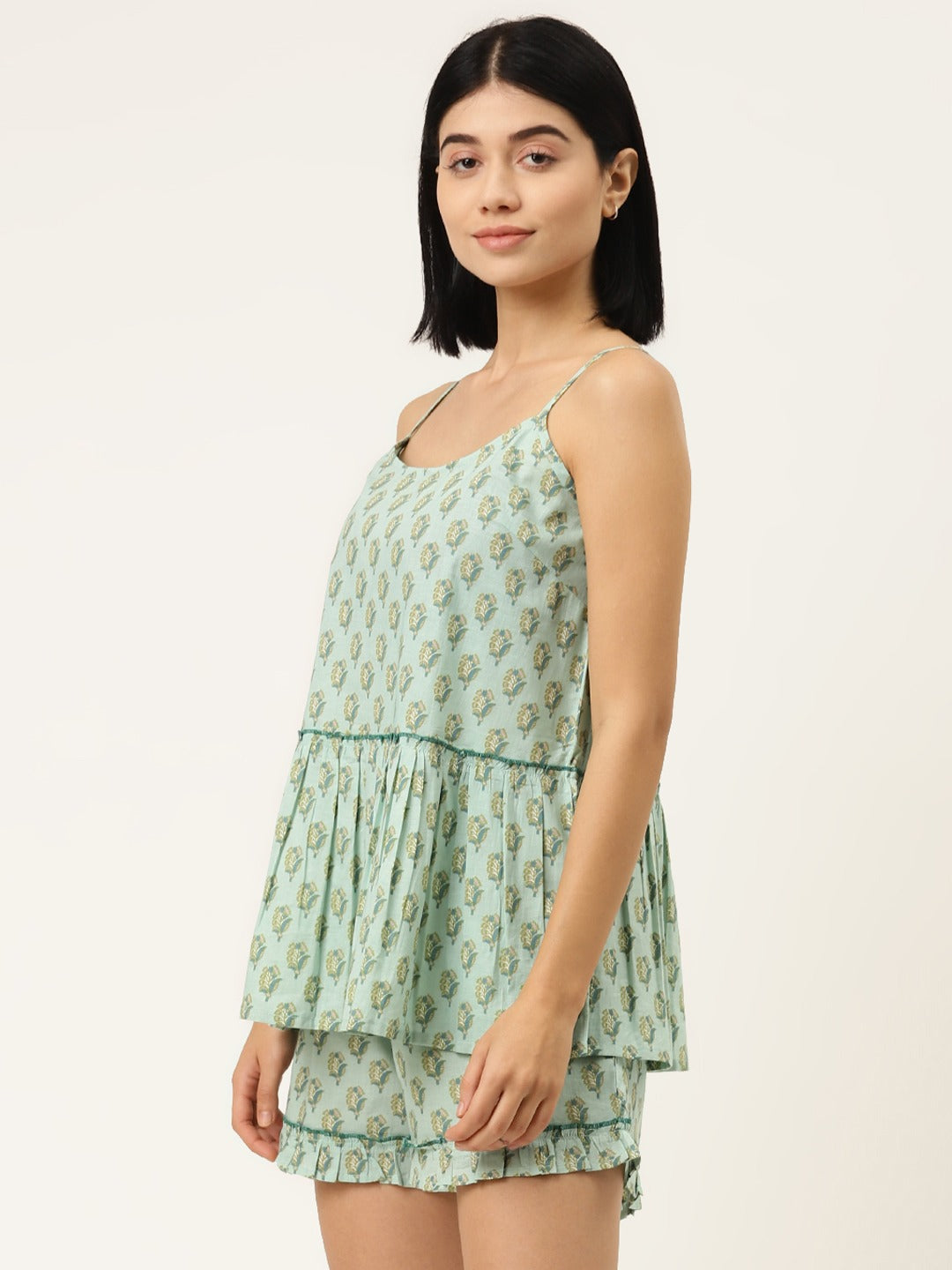 Frill Speghetti and Shorts Set